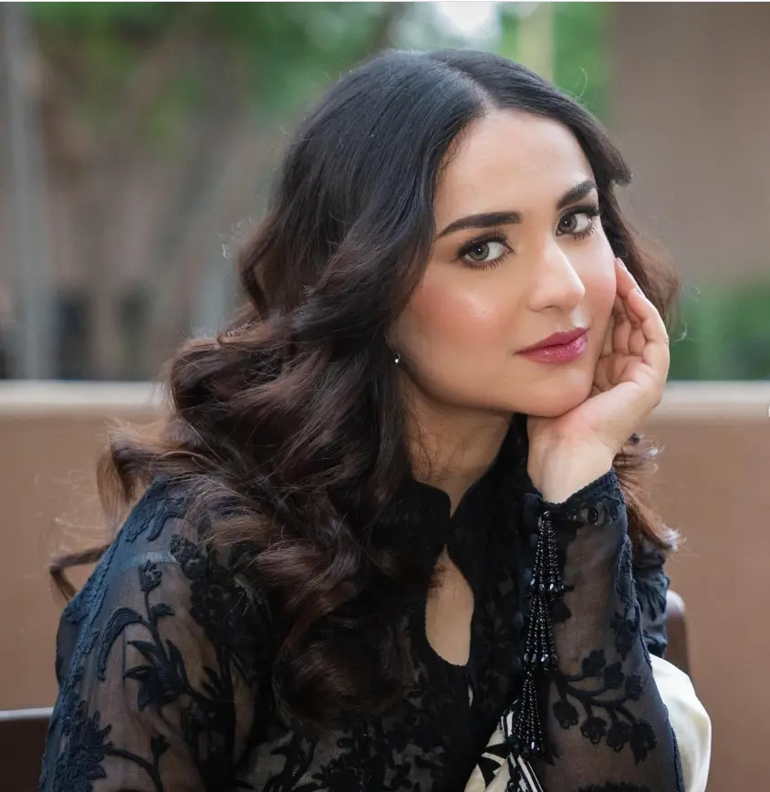 yumna jawad net worth